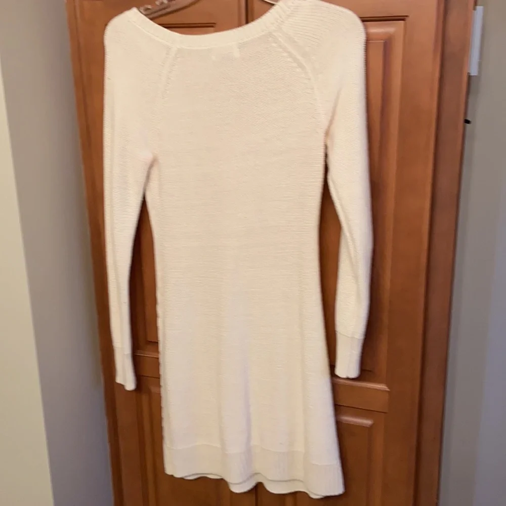 Cable knit sweater dress - Picture 3 of 4